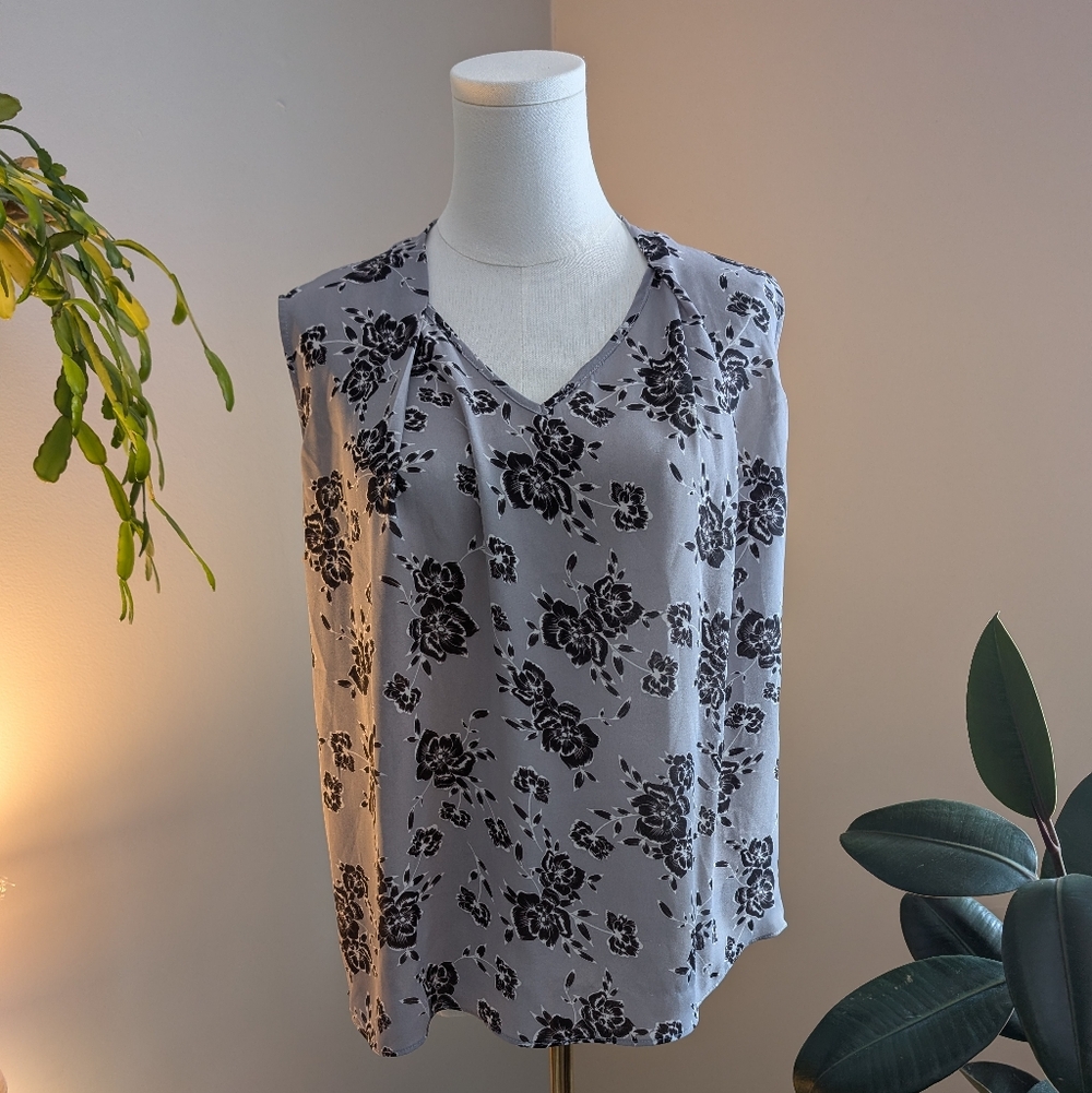 Primark Black Floral V-Neck Blouse